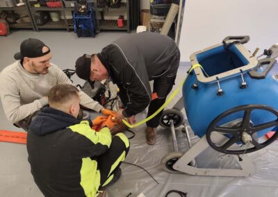 zavedenie sanačného rukávu do bubna